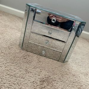 Glass/mirror jewelry box
